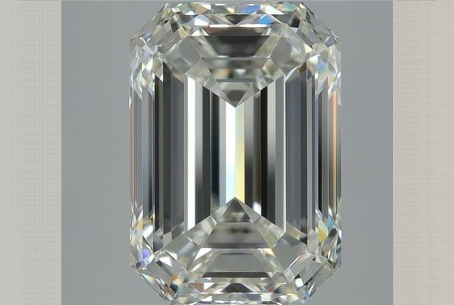 3.01 Carat Emerald Diamond