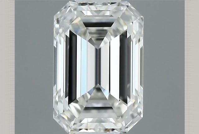 0.31 Carat Emerald Diamond