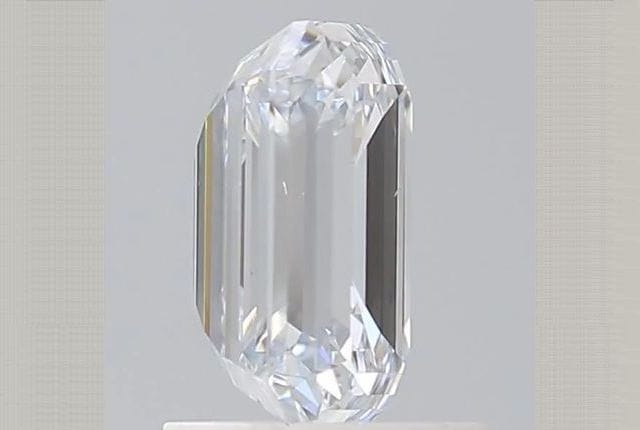 3 CTW Emerald Lab Diamonds