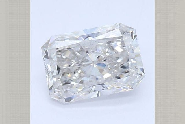 0.85 Carat Radiant Lab Diamond