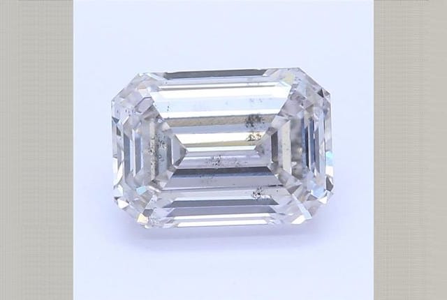 0.90 Carat Emerald Lab Diamond