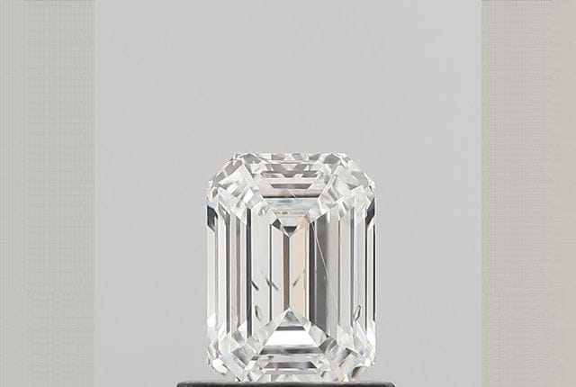 1.00 Carat Emerald Lab Diamond