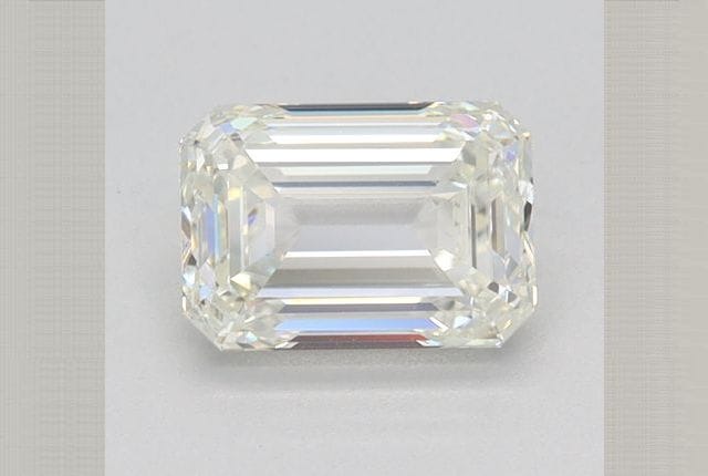 0.90 Carat Emerald Lab Diamond
