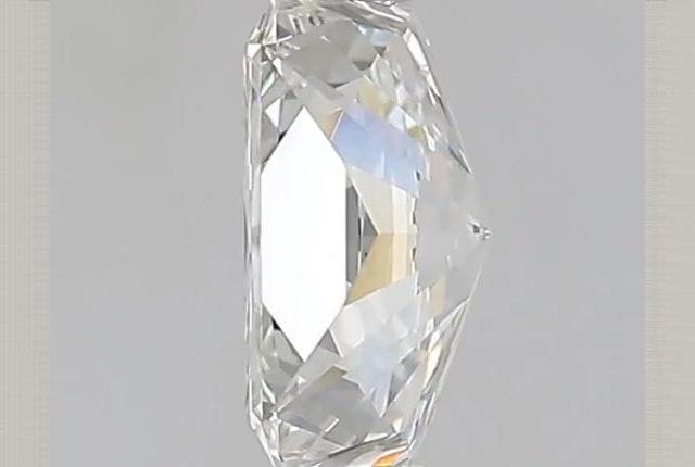 0.92 Carat Radiant Lab Diamond