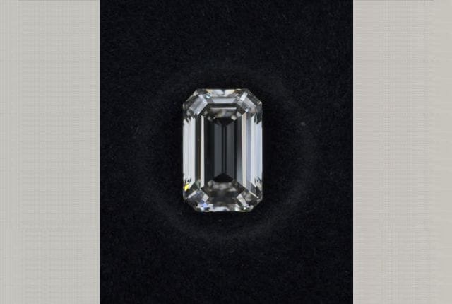 0.35 Carat Emerald Lab Diamond