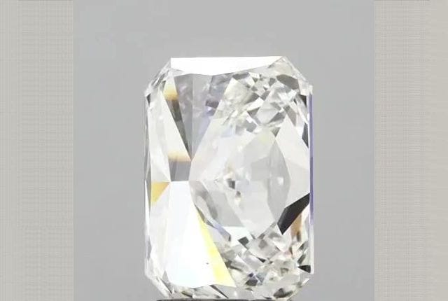 2.81 Carat Radiant Lab Diamond