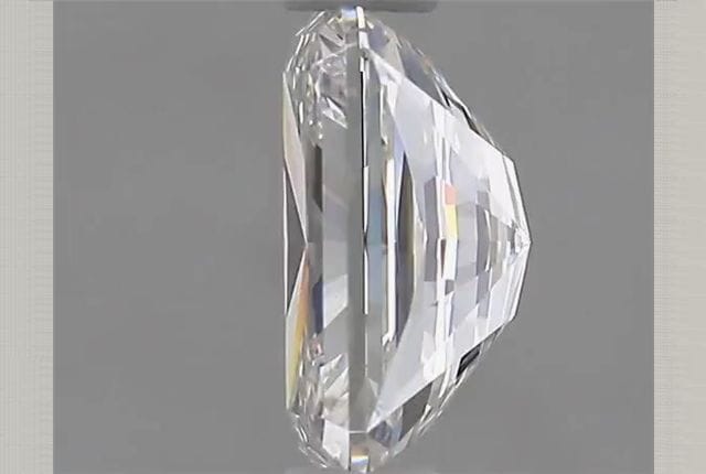 1.00 Carat Radiant Lab Diamond