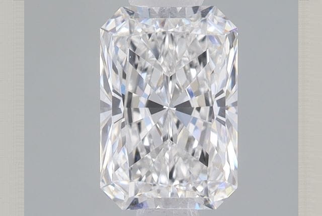 0.96 Carat Radiant Lab Diamond