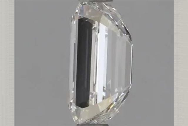 1.63 Carat Emerald Lab Diamond