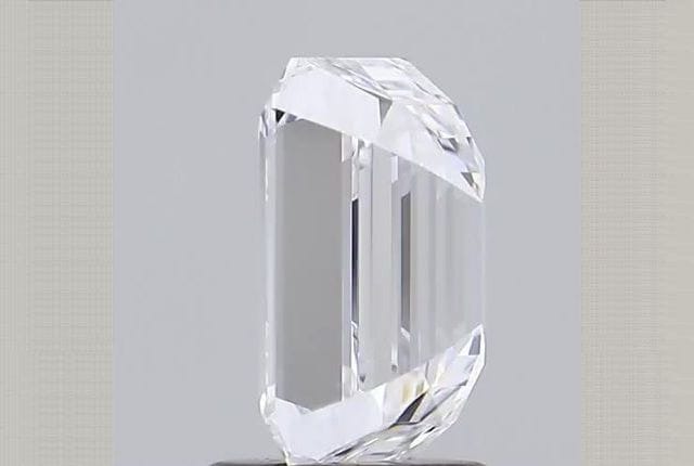 1.39 Carat Emerald Lab Diamond