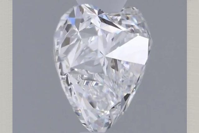 0.92 Carat Heart Lab Diamond