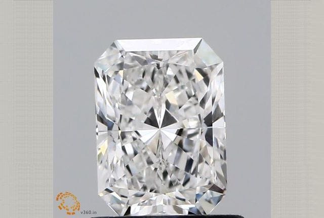 0.96 Carat Radiant Lab Diamond