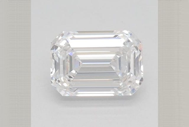 1.00 Carat Emerald Lab Diamond