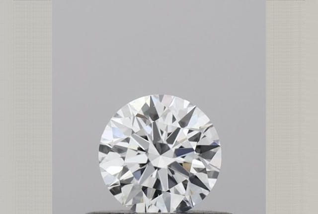 0.32 Carat Round Lab Diamond