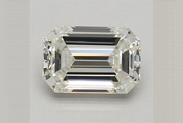 0.76 Carat Emerald Lab Diamond