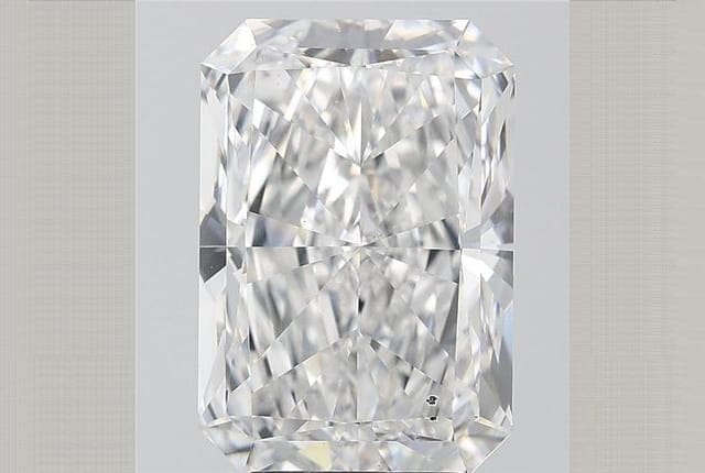 5.01 Carat Radiant Lab Diamond
