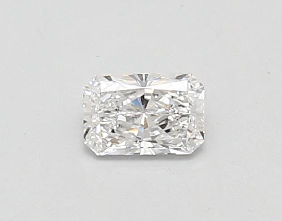 0.32 Carat Radiant Lab Diamond