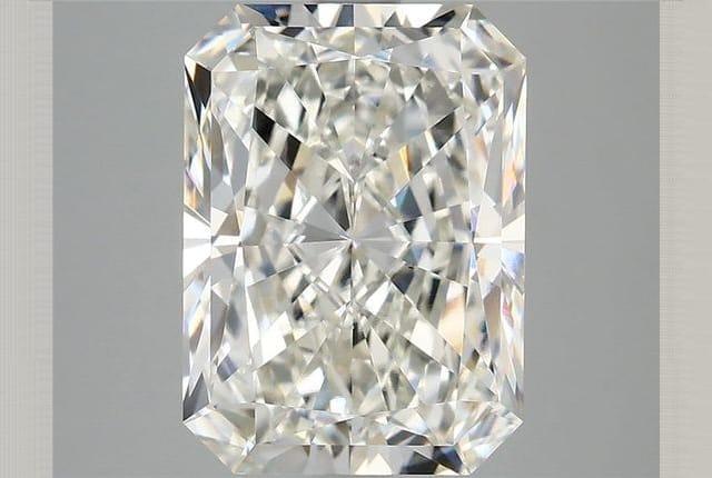 4.04 Carat Radiant Lab Diamond