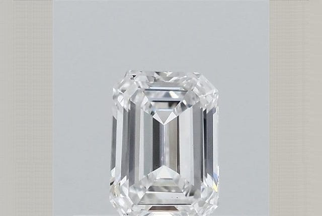 0.34 Carat Emerald Lab Diamond