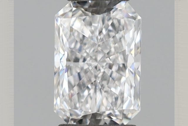 0.30 Carat Radiant Lab Diamond