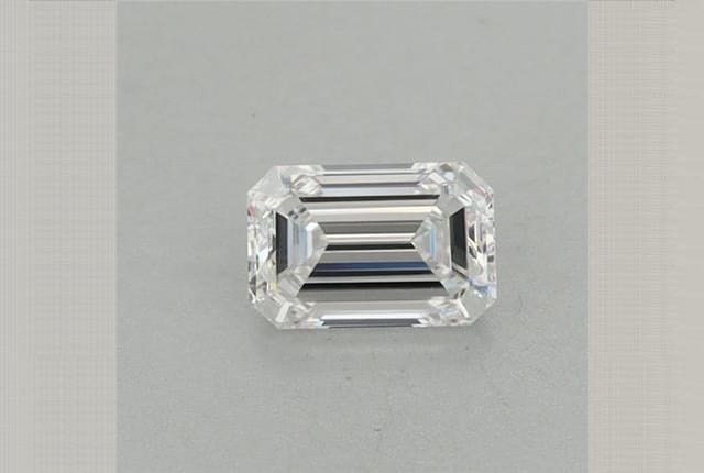 0.39 Carat Emerald Lab Diamond
