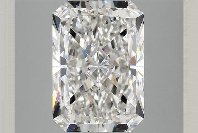 4.05 Carat Radiant Lab Diamond