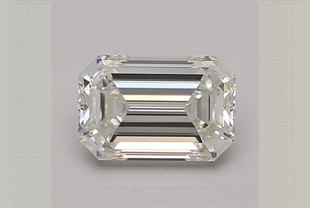 0.90 Carat Emerald Lab Diamond