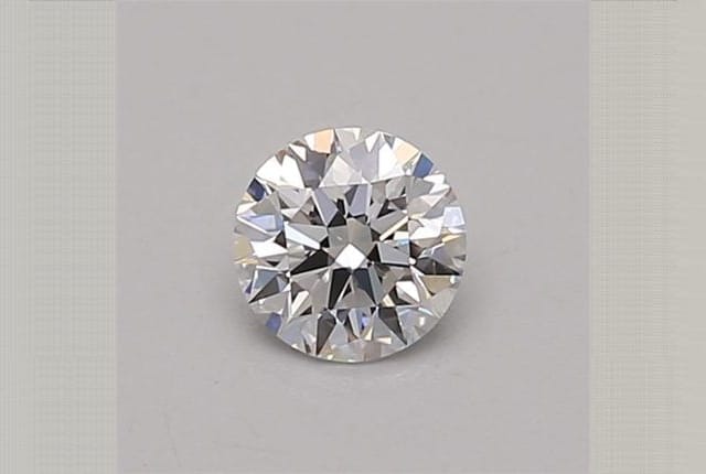 0.32 Carat Round Lab Diamond