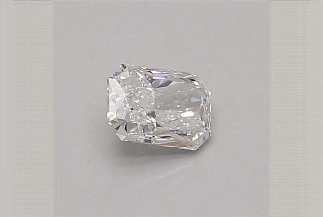 0.32 Carat Radiant Lab Diamond