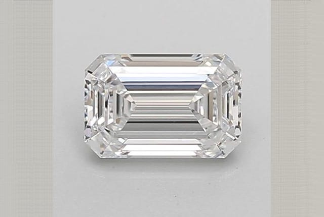 0.91 Carat Emerald Lab Diamond