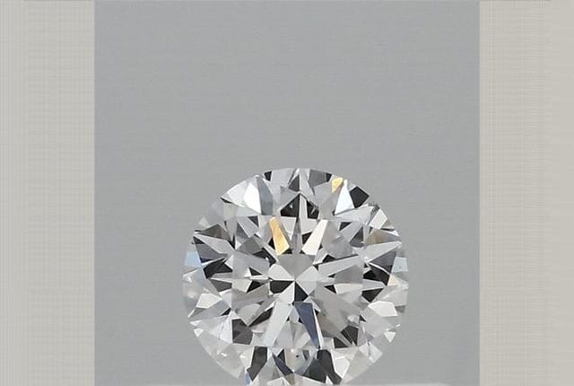 0.31 Carat Round Lab Diamond
