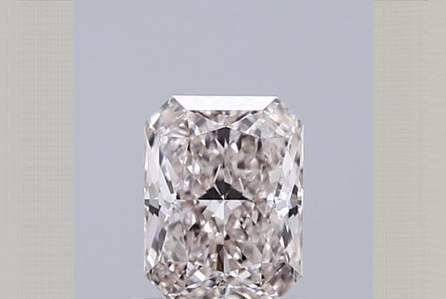0.94 Carat Radiant Lab Diamond