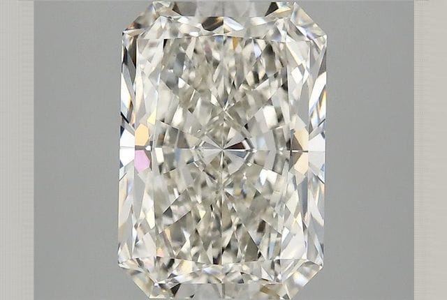 2.89 Carat Radiant Lab Diamond