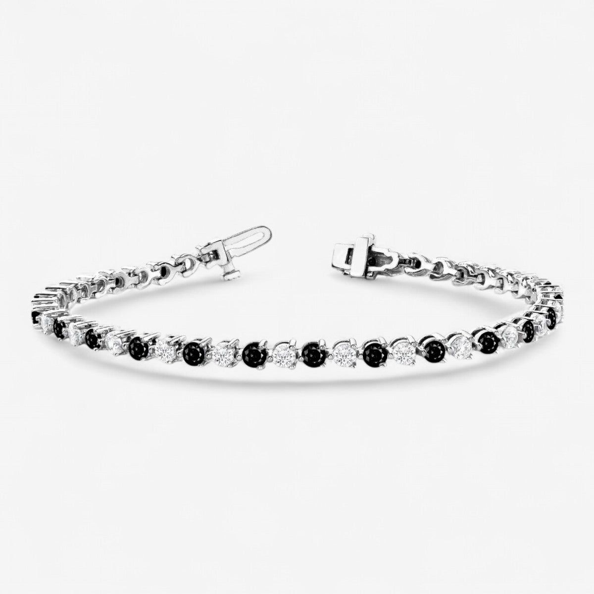 Three-Prong Alternating Black & White Lab-Grown Diamond Tennis Bracelet