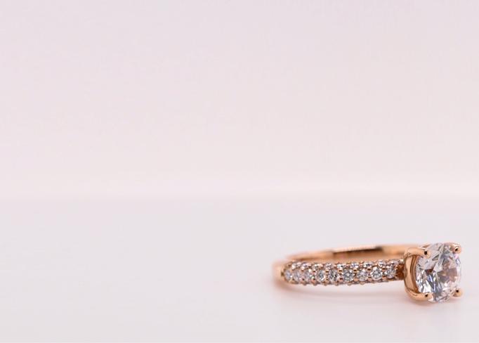 sidestone rose gold ring