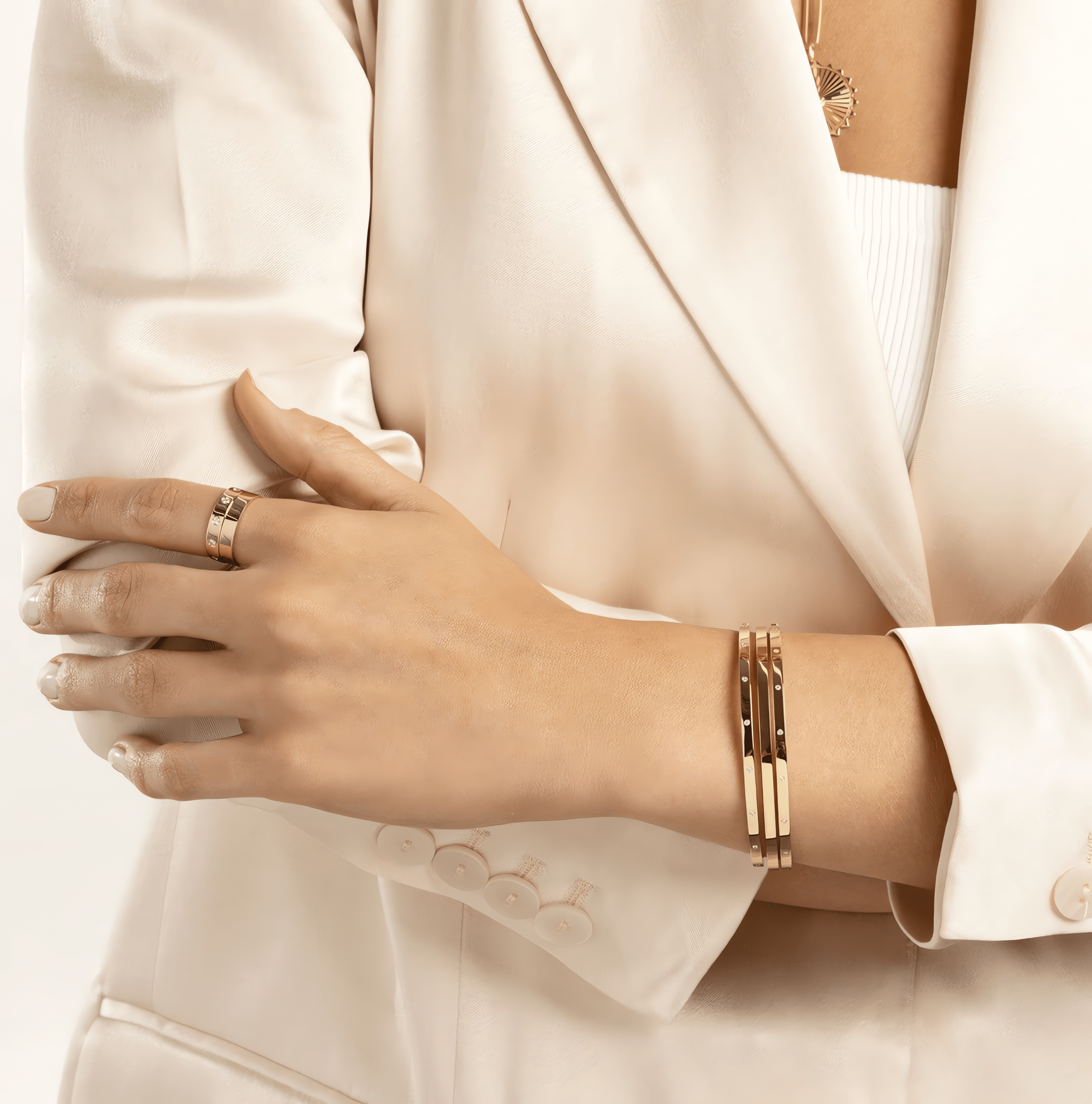 14kt yellow gold/model