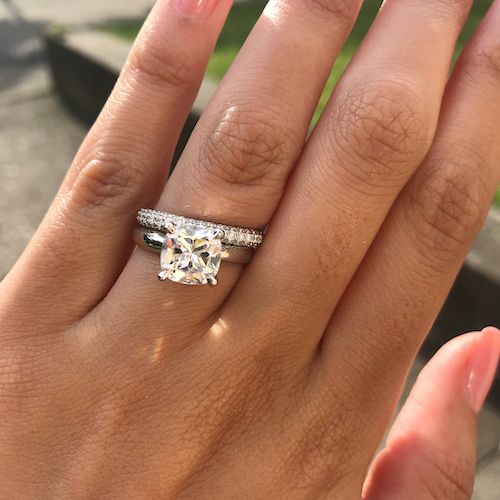 2.5 carat cushion cut diamond engagement ring