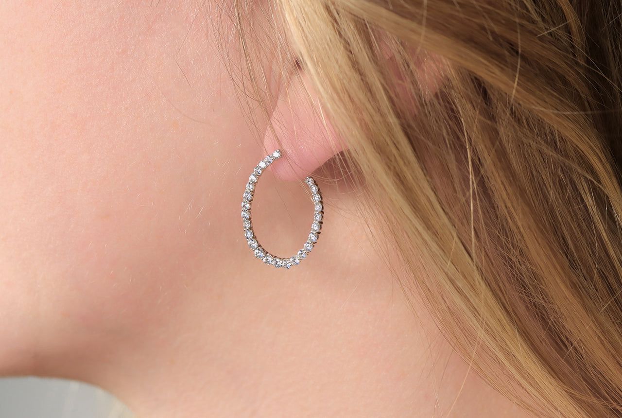 14kt white gold/18kt white gold/18kt yellow gold/platinum/earth grown/lab grown/1.10 ctw/on_model2