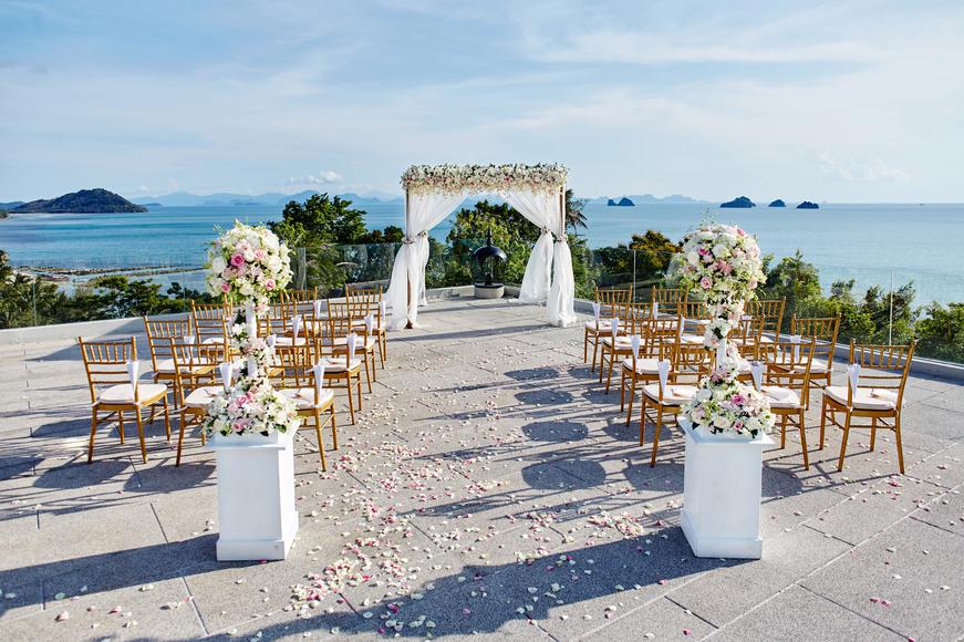 Finding Your Dream Wedding Venue: Key Considerations to Keep in Mind