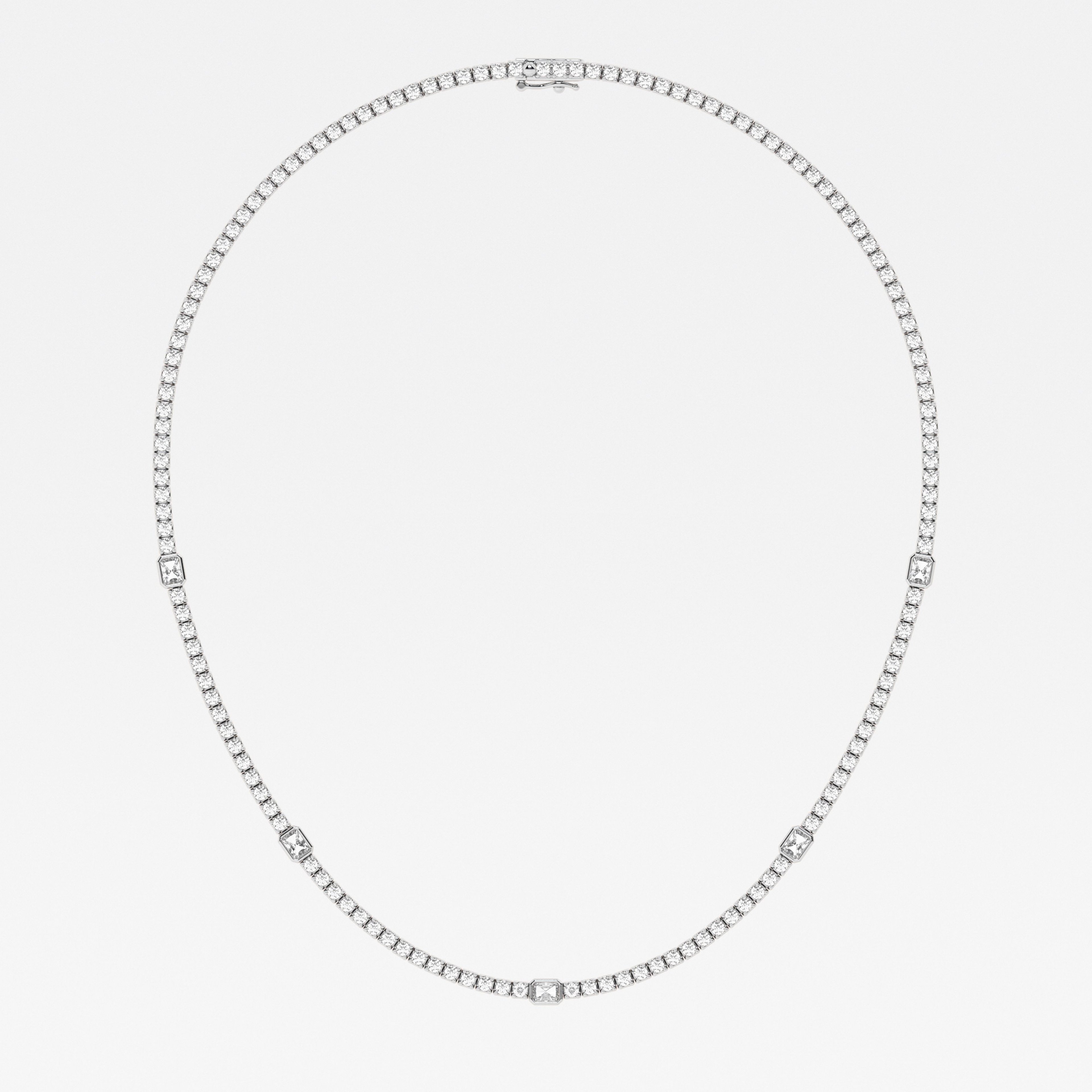 14kt White Gold/18kt White Gold/Platinum/round/radiant/side