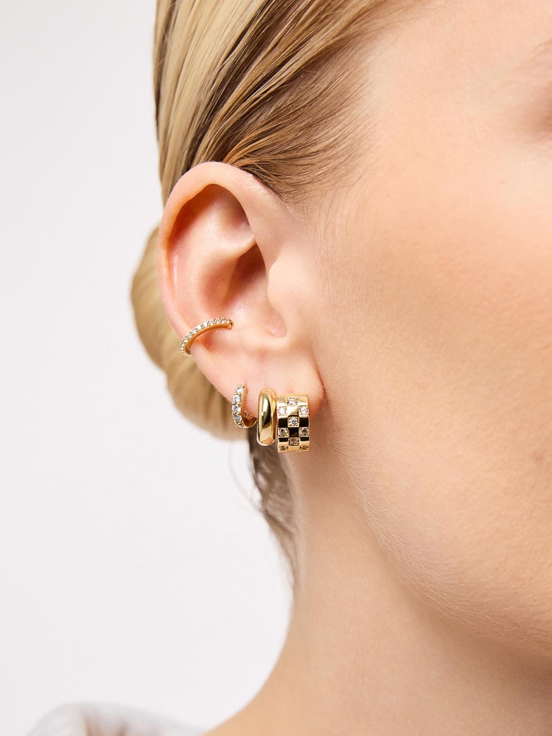 14kt yellow gold plated//hover