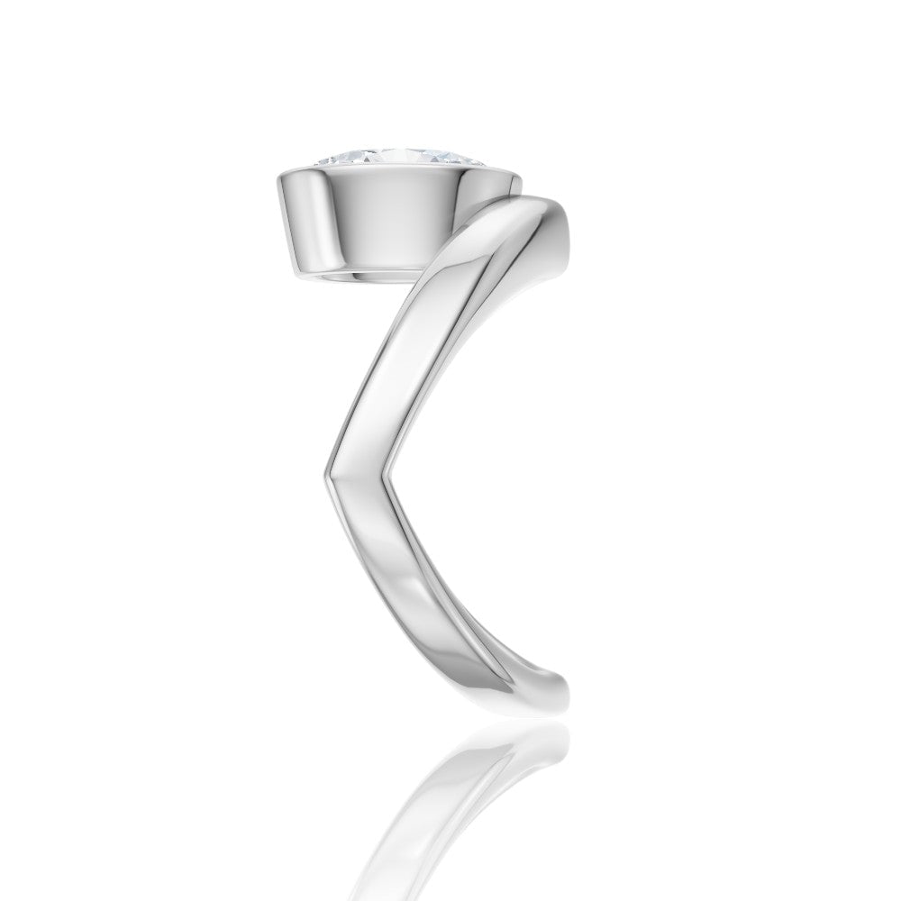 14kt white gold/18kt white gold/platinum/oval/perspective