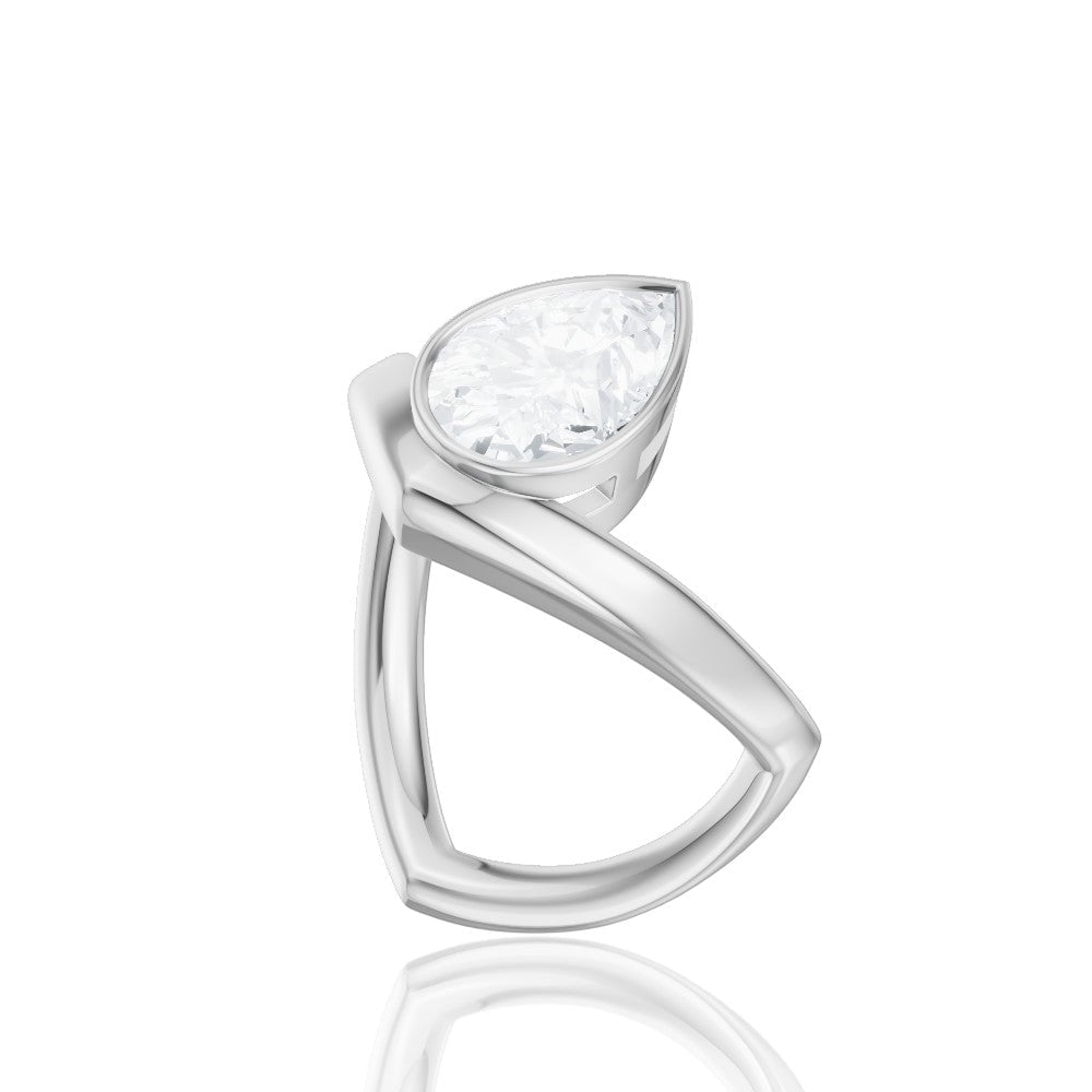 14kt white gold/18kt white gold/platinum/pear/front