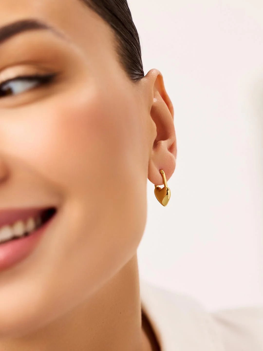 14kt yellow gold plated/model