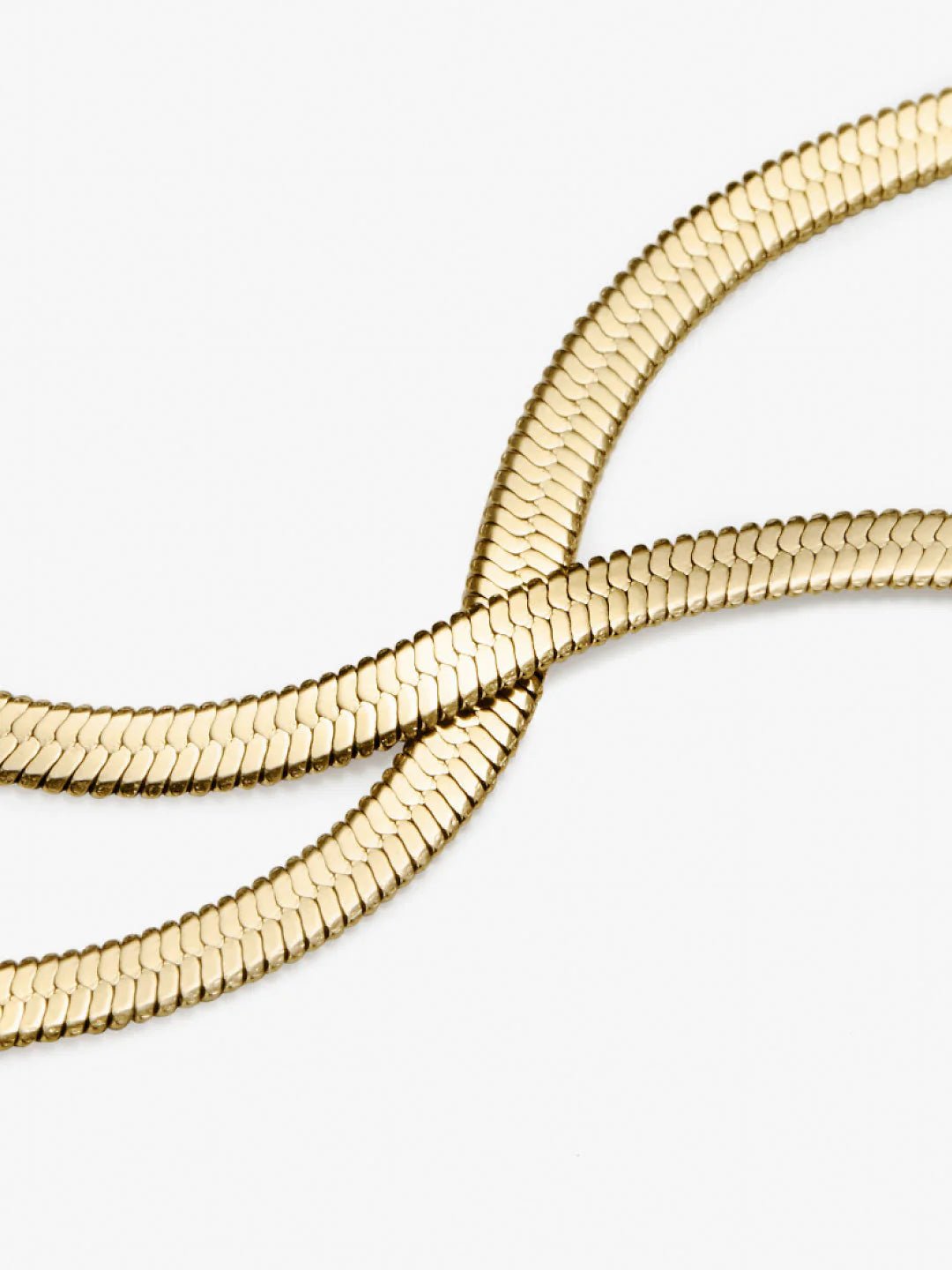 14kt yellow gold plated/model