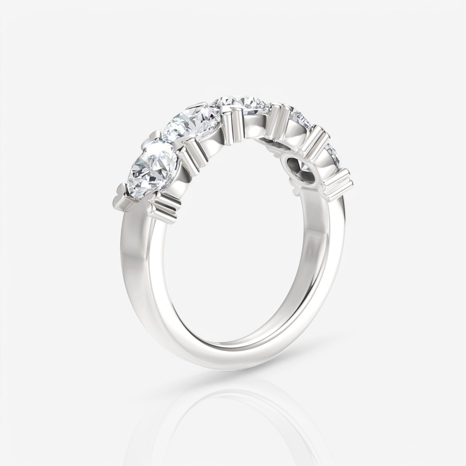 14kt white gold/18kt white gold/platinum/1.50/side