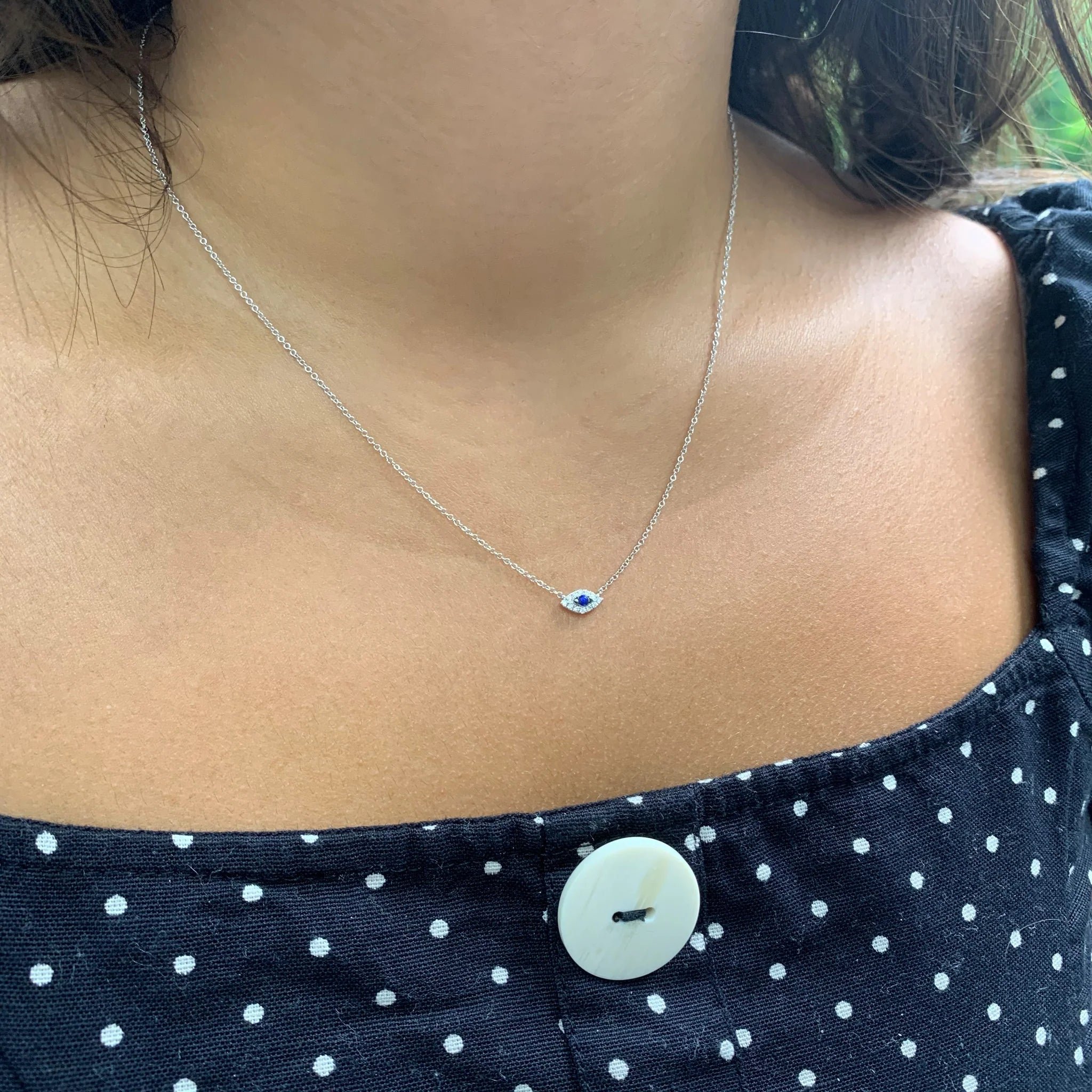 14kt white gold/14kt yellow gold/14kt rose gold/on model
