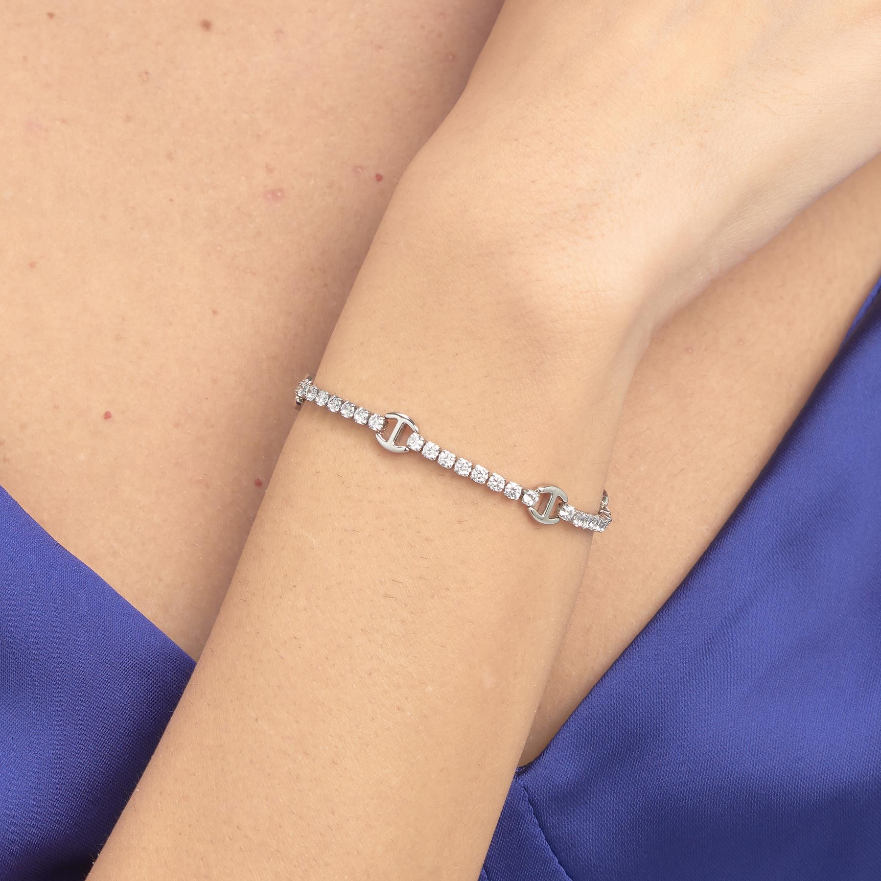 stainless steel/hover