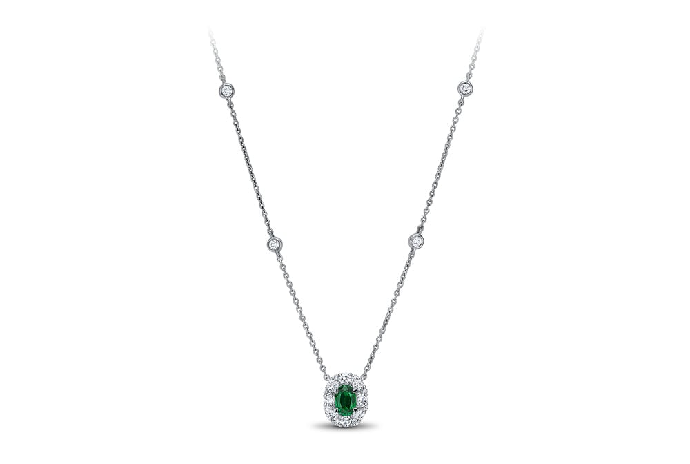 18kt White Gold/Emerald/on_model