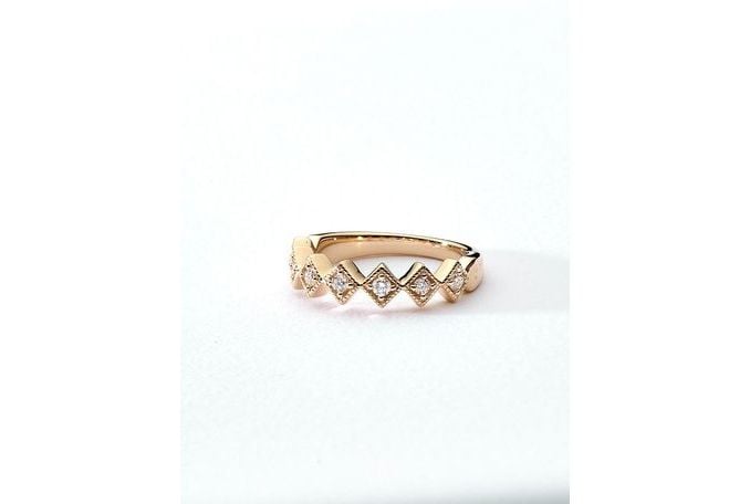 14kt Yellow Gold/top